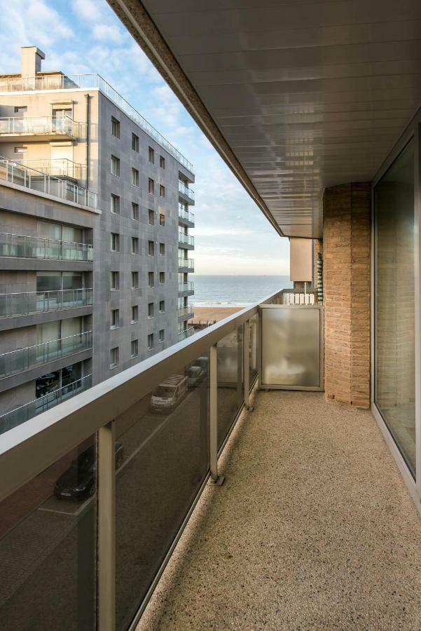 Yellow Knokke-Heist Exteriör bild